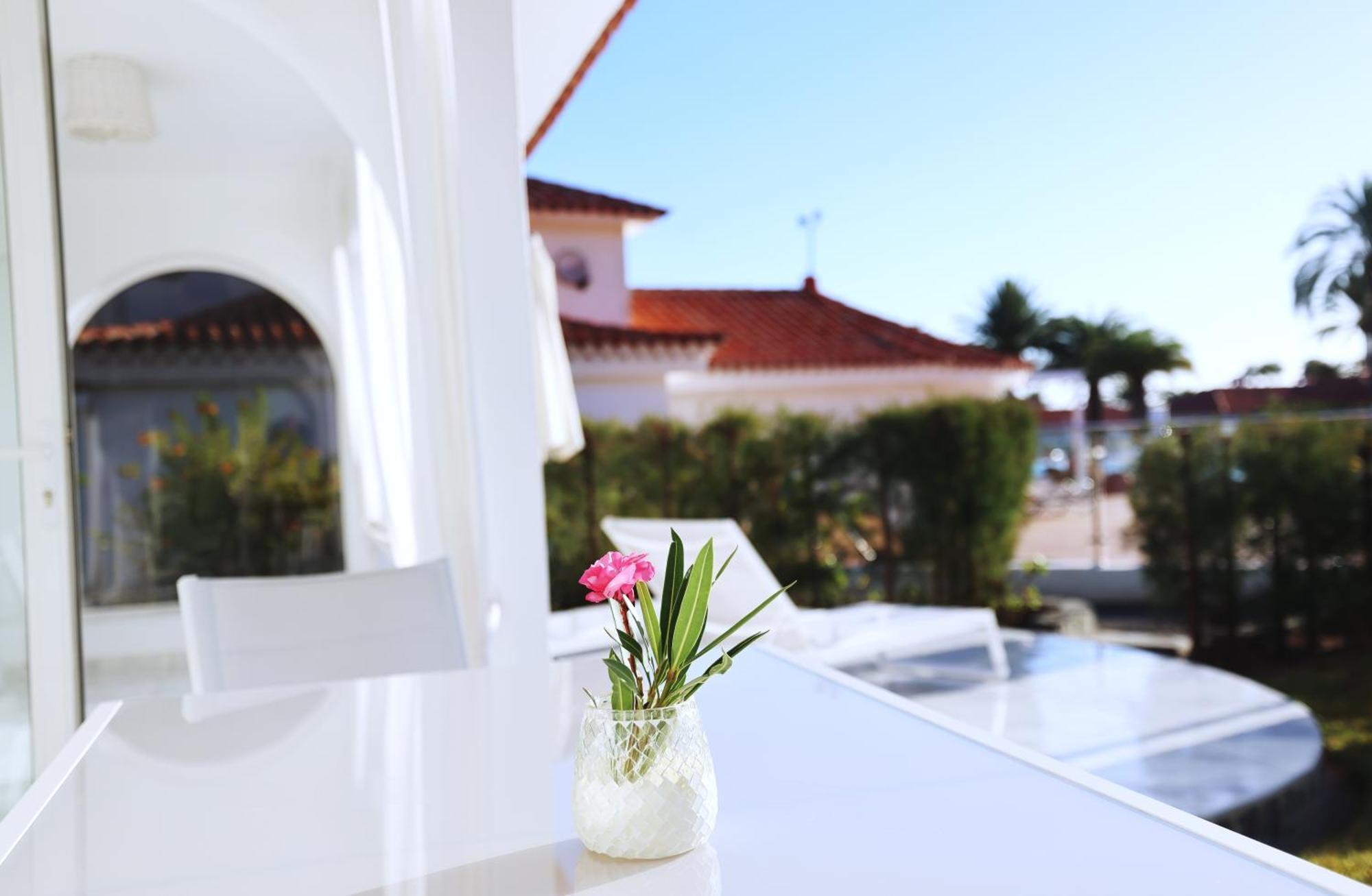 Sun Club Playa Del Ingles Hotell Exteriör bild